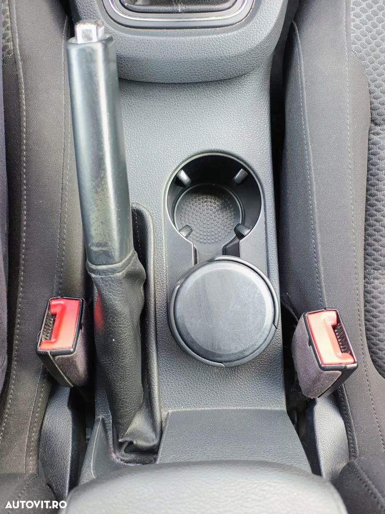 Volkswagen Jetta - 13