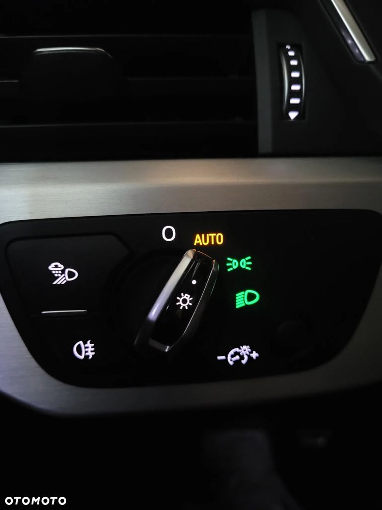 Audi A4 Avant 2.0 TDI ultra - 30