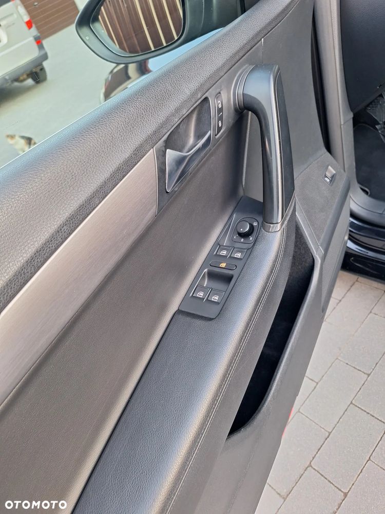 Volkswagen Passat 2.0 TDI Highline DSG - 9