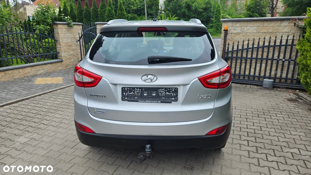 Hyundai ix35 1.6 2WD Fifa World Cup Edition - 9