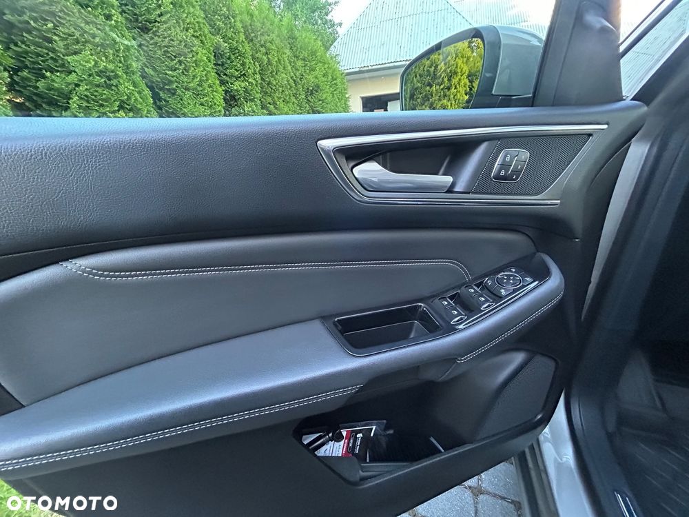 Ford S-Max - 24