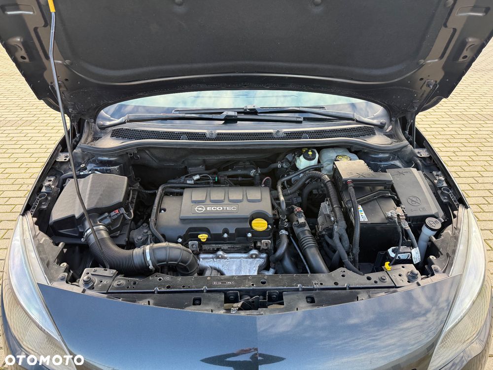 Opel Astra 1.4 T Energy EU6 - 19
