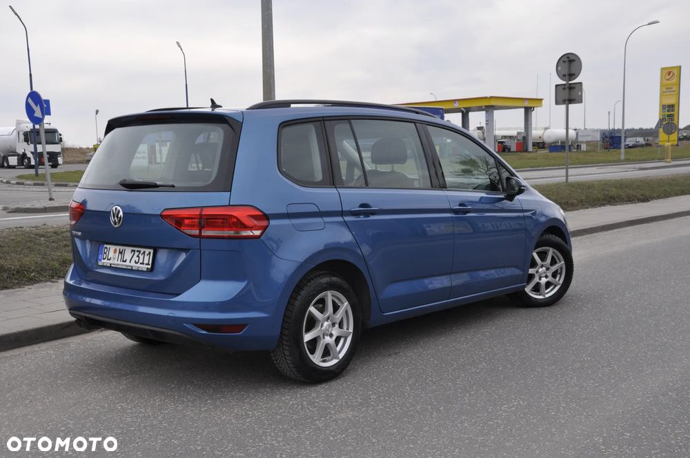 Volkswagen Touran 2.0 TDI SCR (BlueMotion Technology) Comfortline - 6