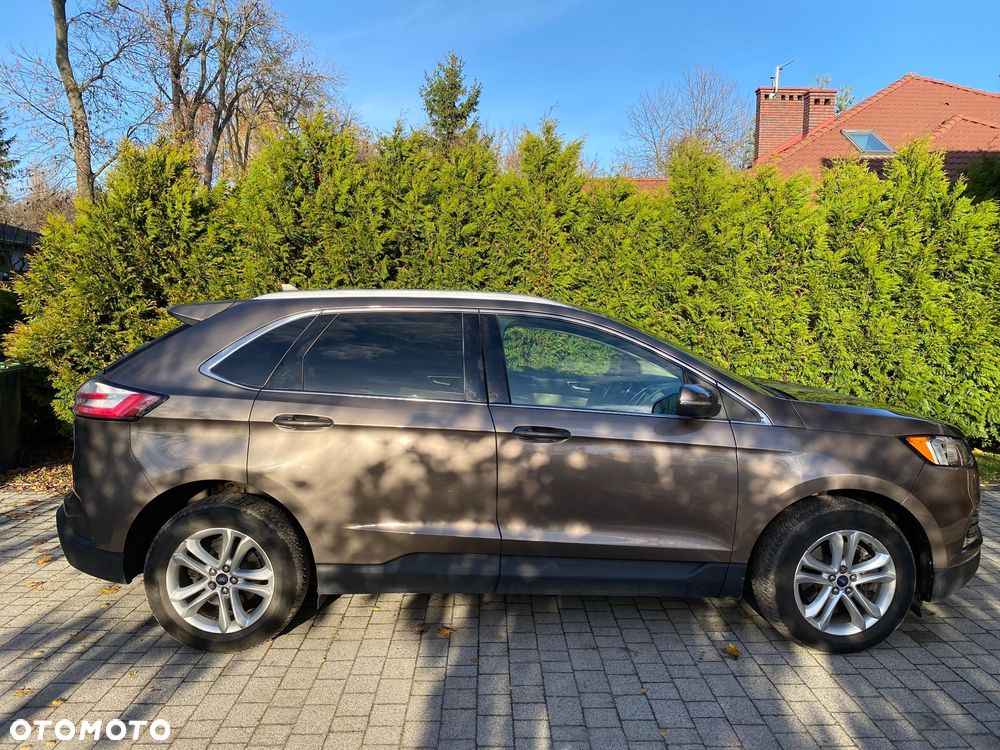 Ford Edge - 4