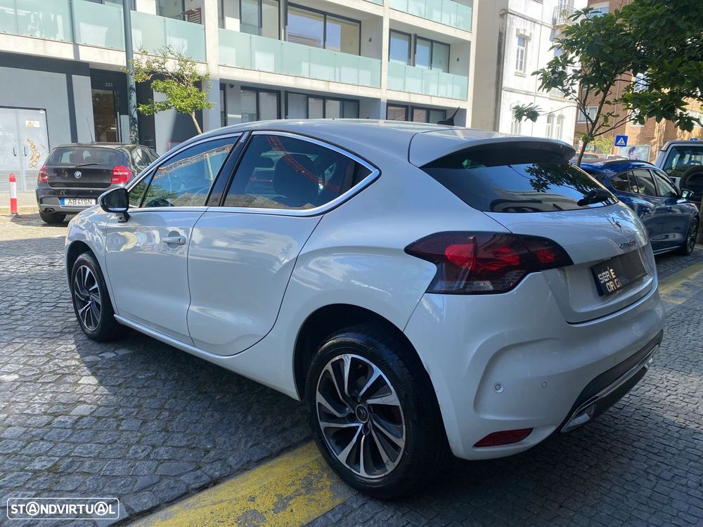 Citroën DS4 1.6 HDi So Chic - 8