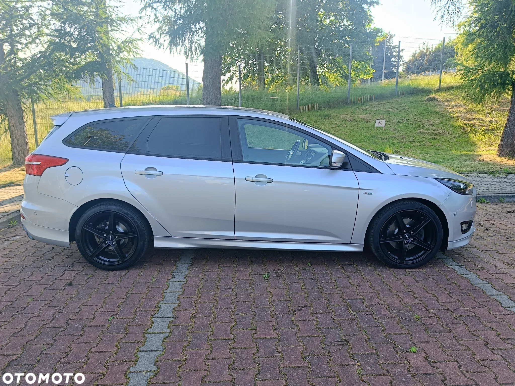 Ford Focus Turnier 1.5 EcoBoost Start-Stopp-System ST-LINE - 5