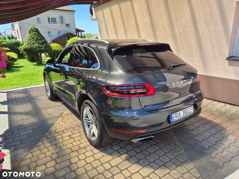 Porsche Macan - 10
