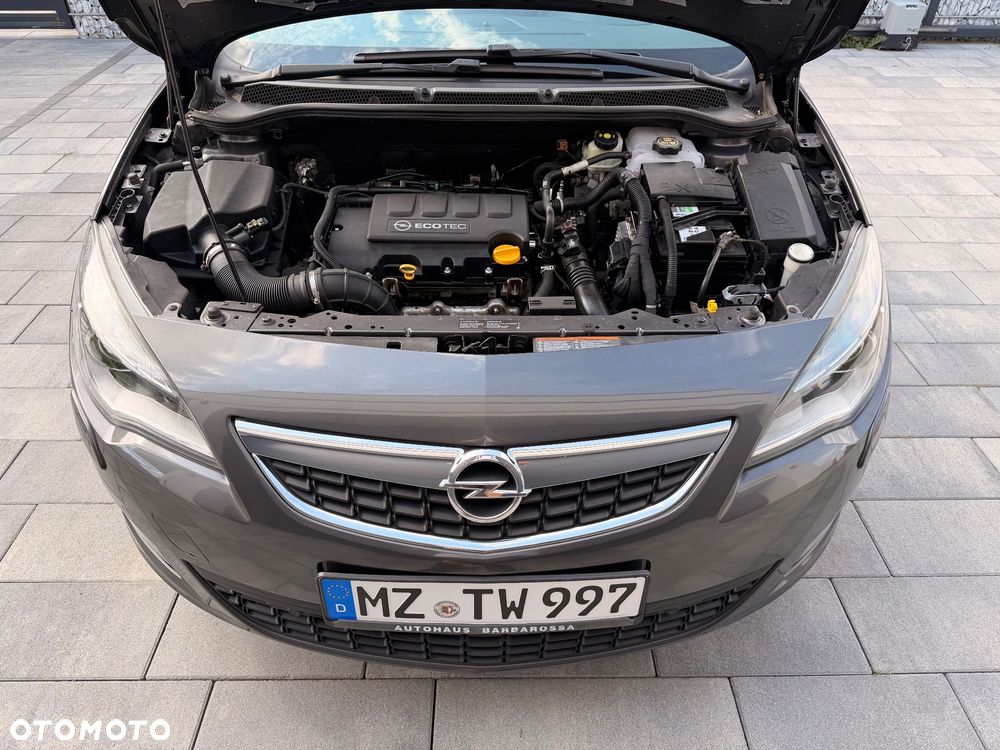 Opel Astra 1.4 Turbo Innovation - 26