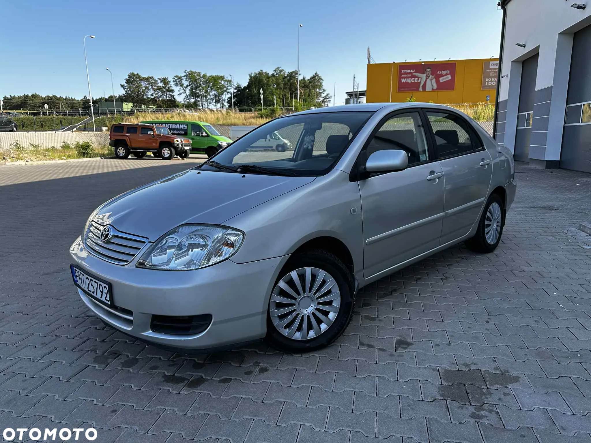 Toyota Corolla - 4
