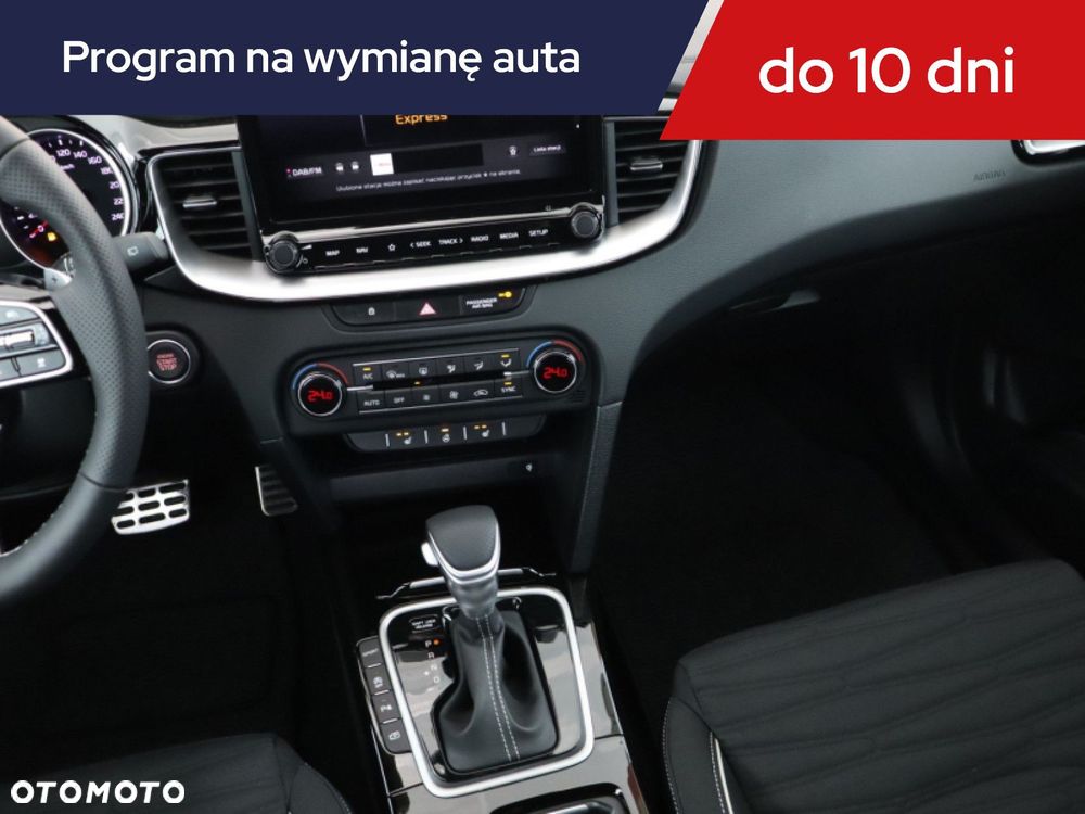 Kia XCeed - 10