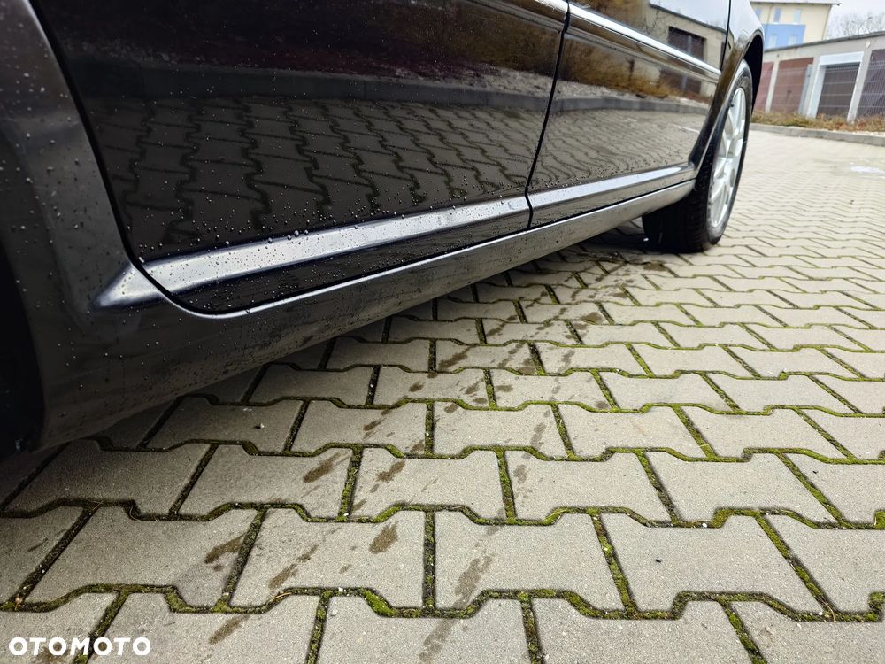 Volkswagen Bora Variant 1.9 TDI Highline - 9