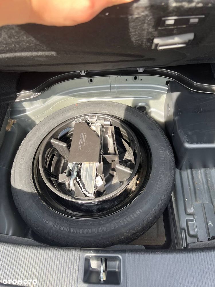 Mercedes-Benz Klasa E - 13