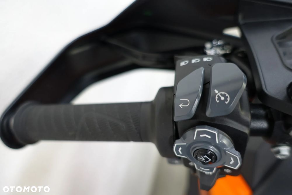 KTM Super Adventure - 14