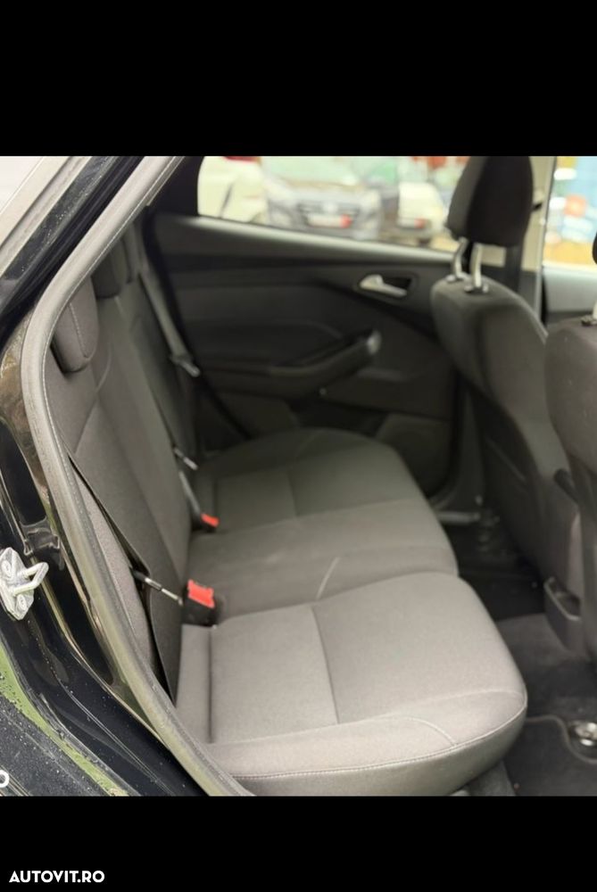 Ford Focus 1.5 TDCi Trend - 6
