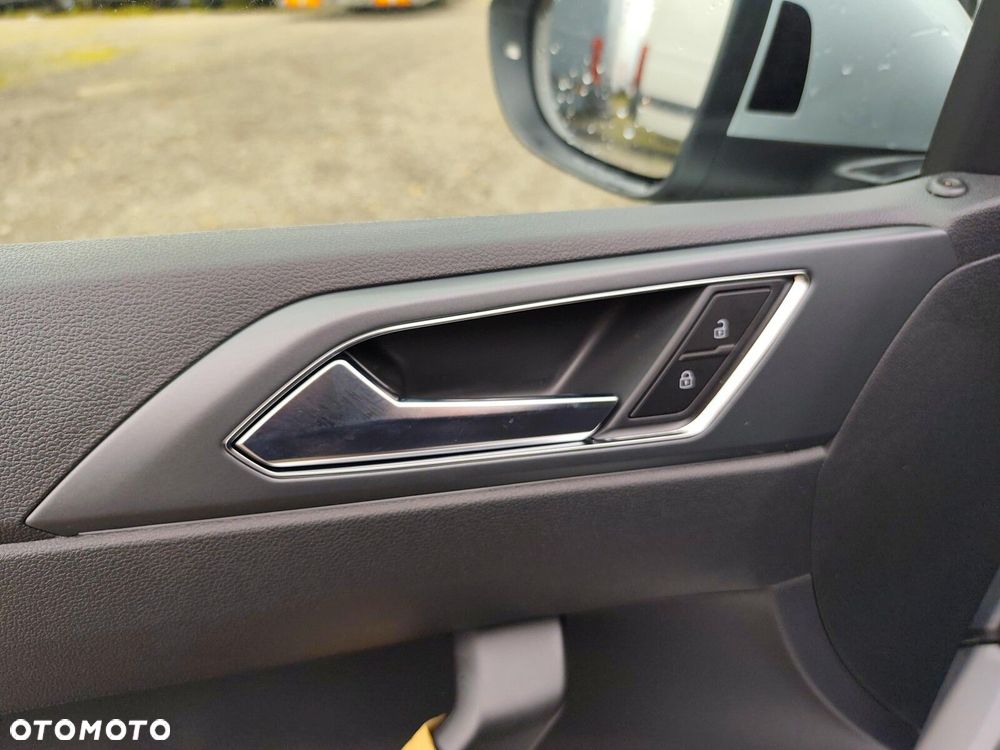 Volkswagen Taigo 1.5 TSI ACT R-Line Plus DSG - 30