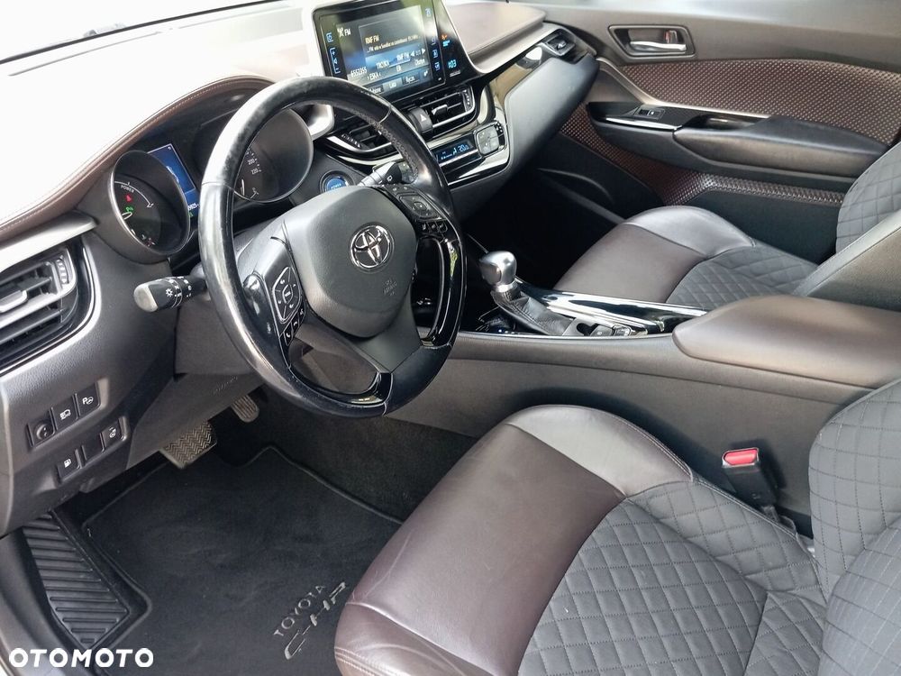 Toyota C-HR 1.8 Hybrid Prestige - 10