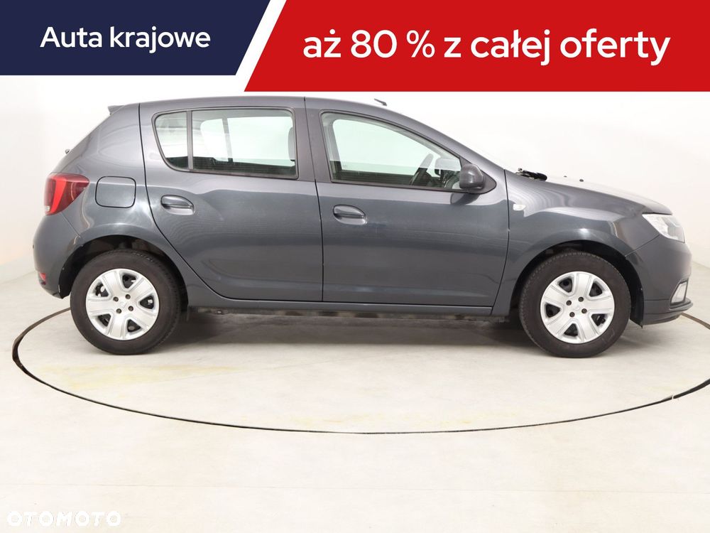 Dacia Sandero - 8