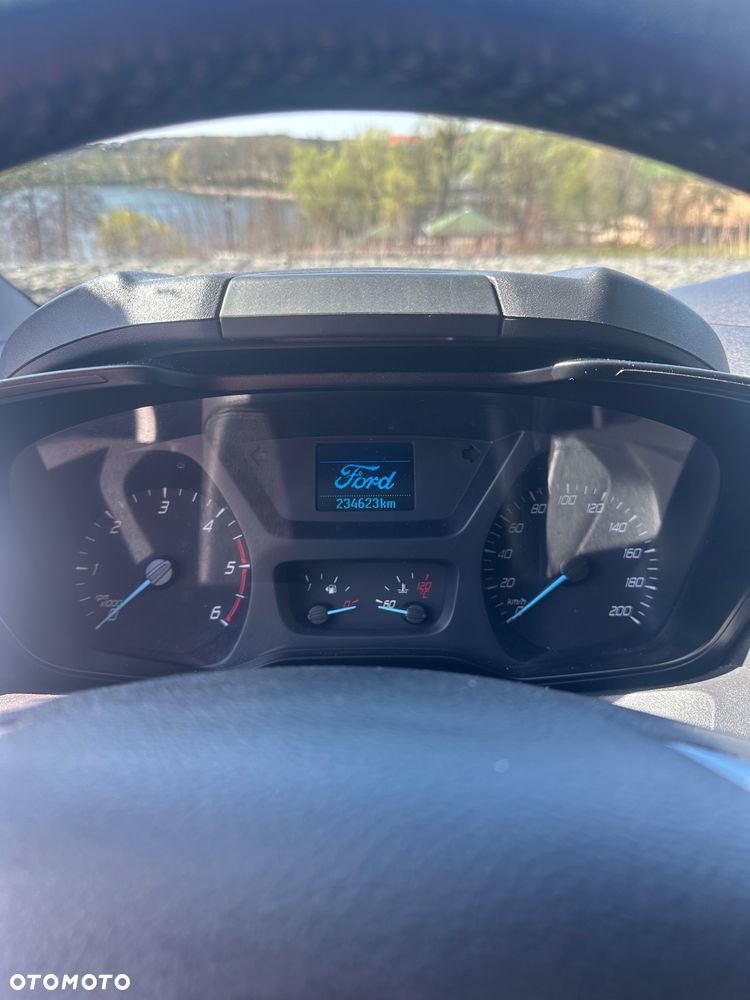 Ford Transit Custom - 10