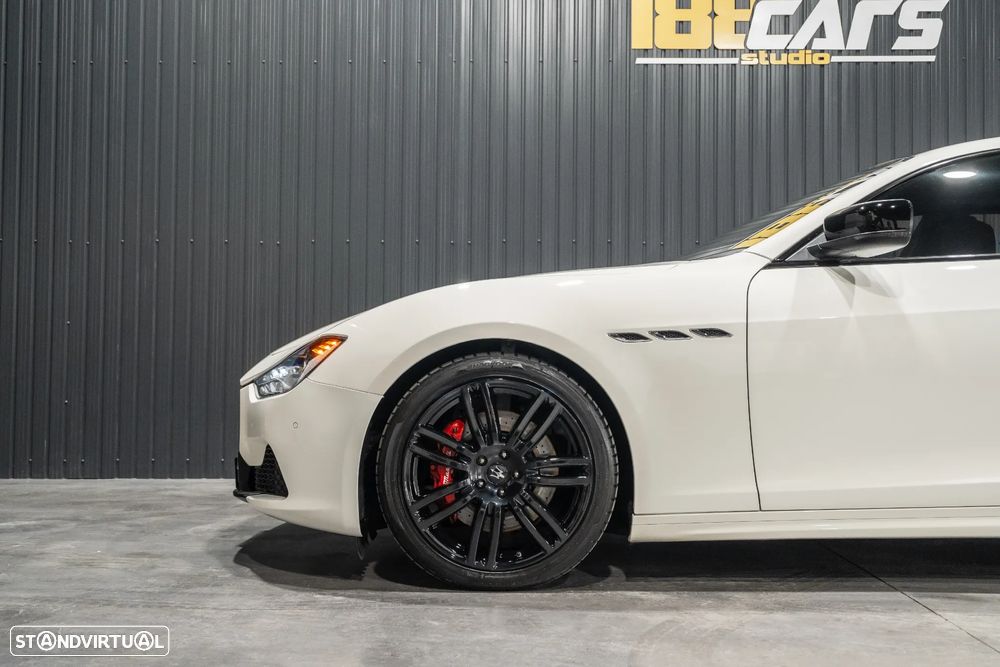 Maserati Ghibli 3.0 V6 - 28