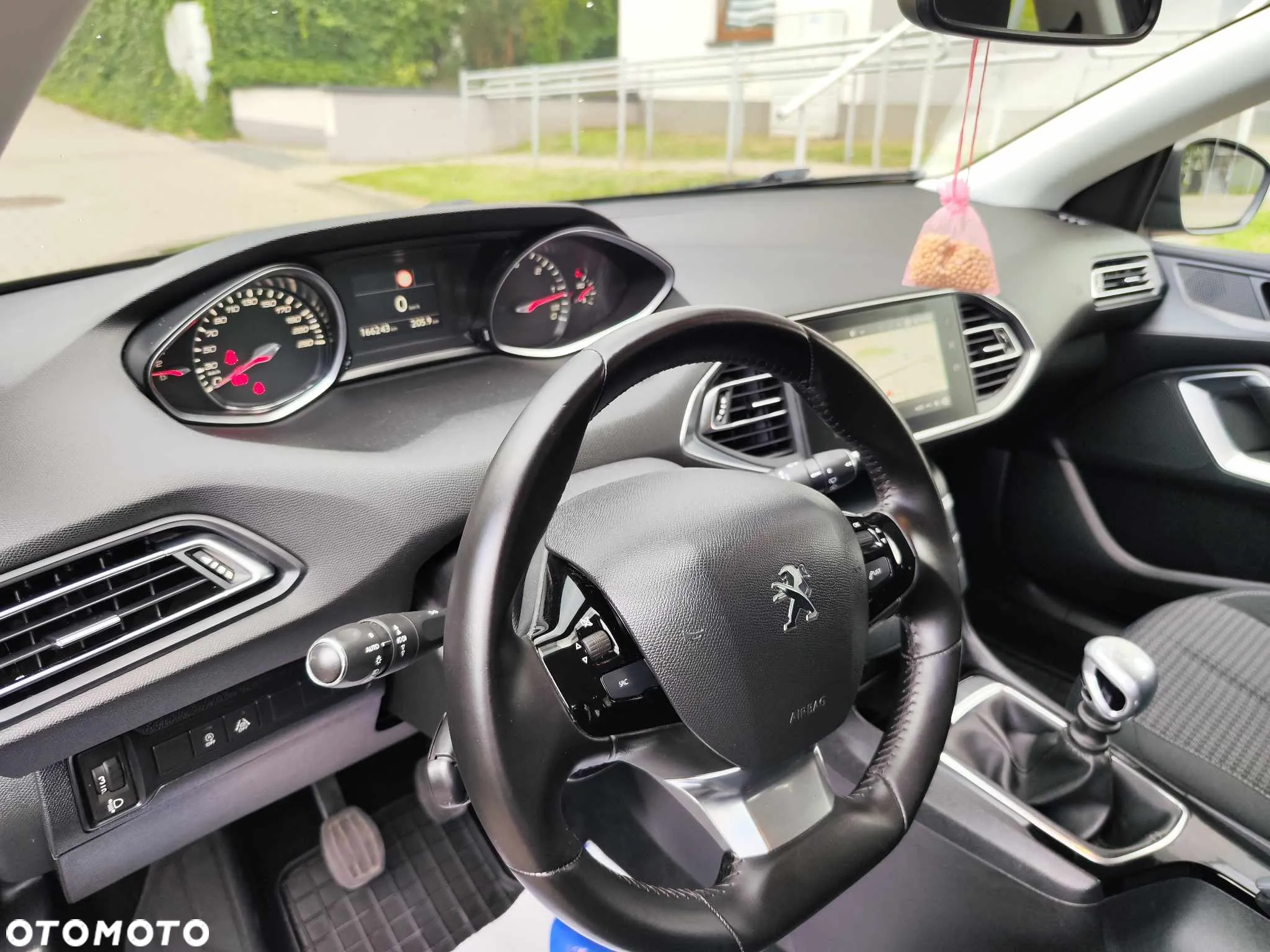 Peugeot 308 1.5 BlueHDi Allure Pack S&S - 27