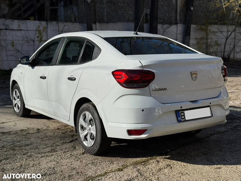 Dacia Logan TCe 90 Essential - 27