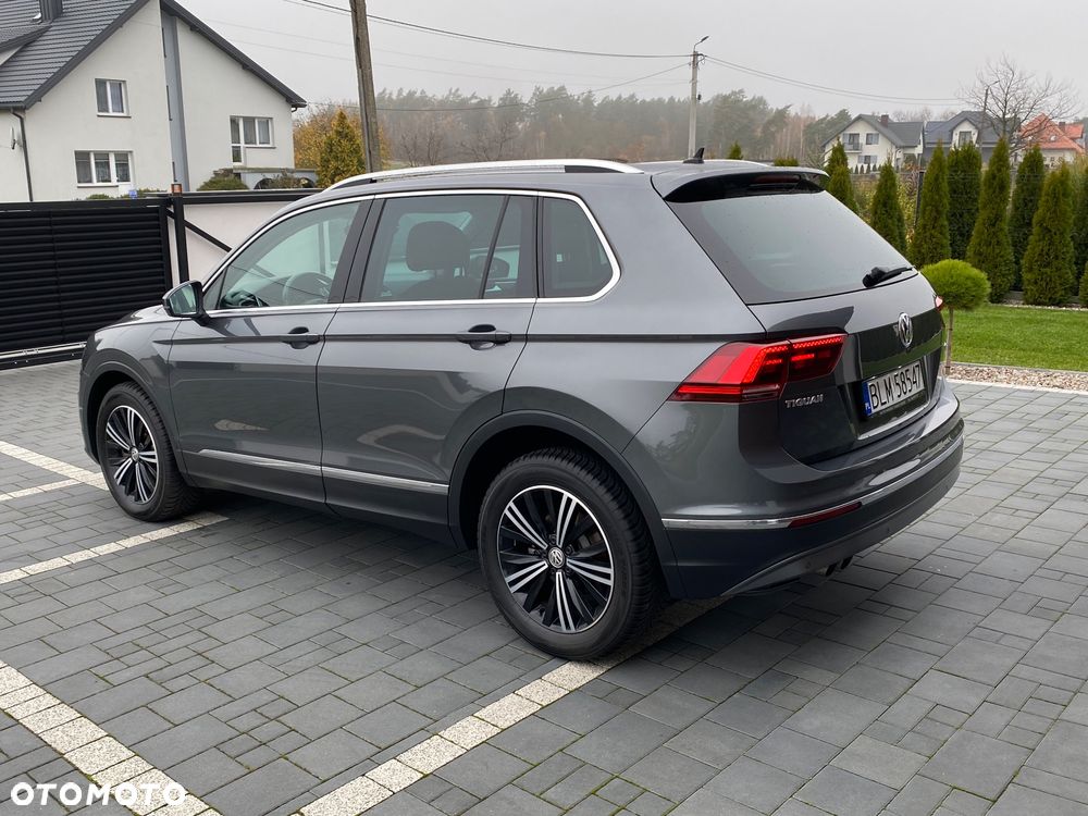 Volkswagen Tiguan ver-2-0-tsi-4motion-bluemotion-technology-dsg-highline - 4