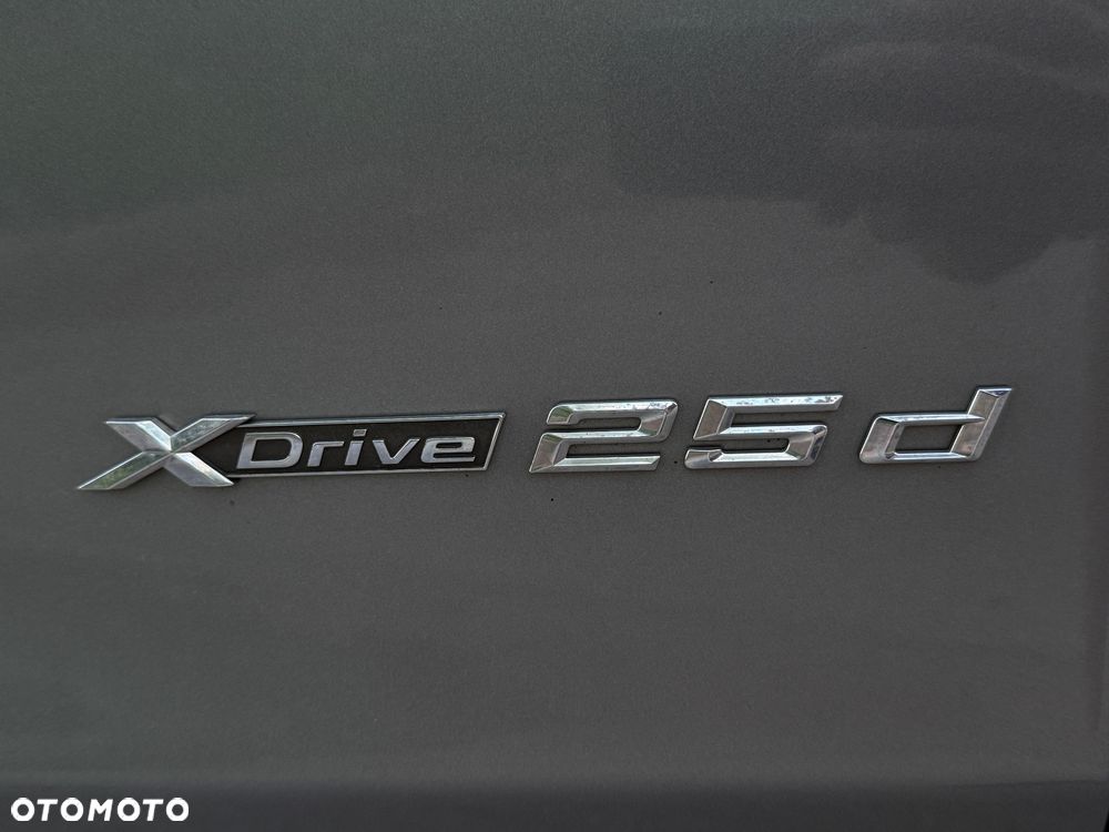 BMW X5 xDrive25d - 32