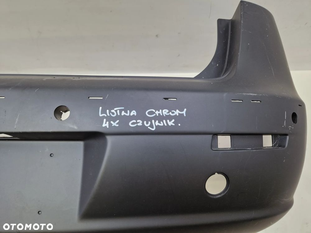 Zderzak tył tylny Fiat Croma pod listwy - 8