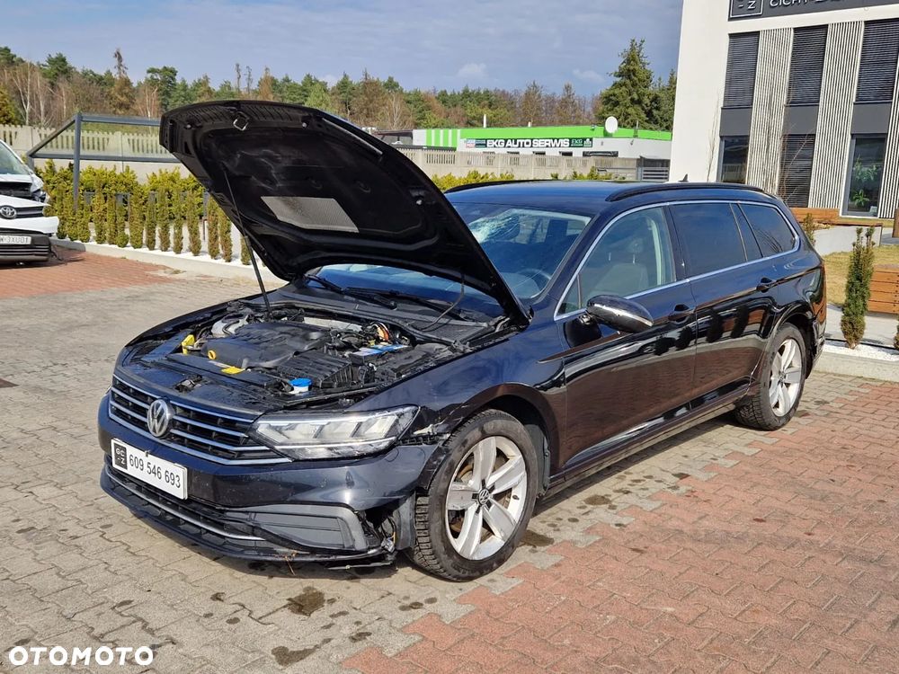 Volkswagen Passat 2.0 TDI Business DSG - 10