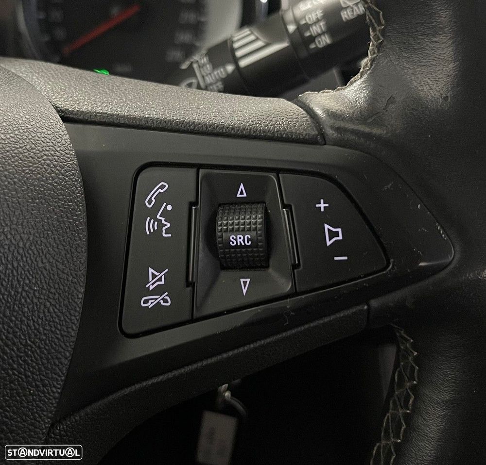 Opel Astra 1.2 Turbo Business Edition - 31