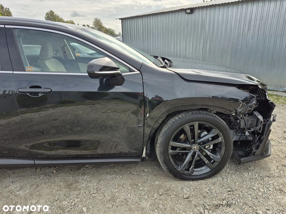 Lexus NX 350h Prestige AWD - 32