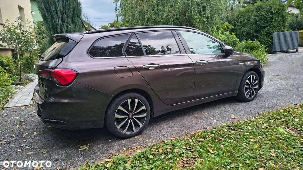 Fiat Tipo 1.4 T-Jet 16v Lounge EU6 - 1