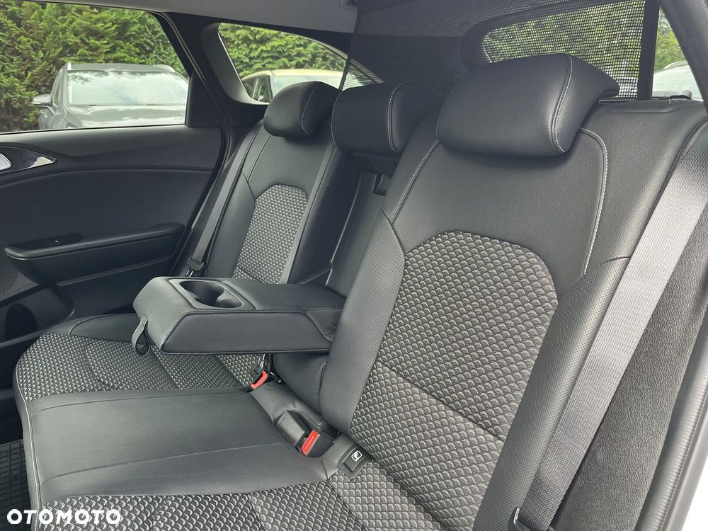 Kia Ceed 1.5 T-GDI L DCT - 16