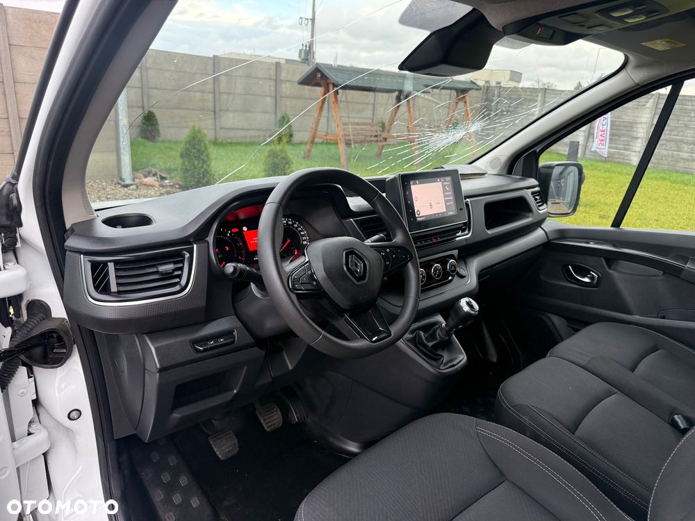 Renault Trafic L1H1, 130KM, klima, navi, kamera, tempomat, sensory, halogeny, czujniki pdc - 17