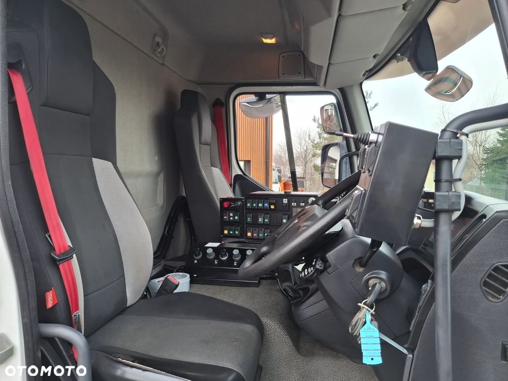 Renault D12 Midlum Zamiatarka SEMAT Zoeller FAUN Euro 6 Szczotki L/R Karcher Listwy Ciśnieniowe Mycie Jezdni PM 2.5 PM 10 2017r - 14