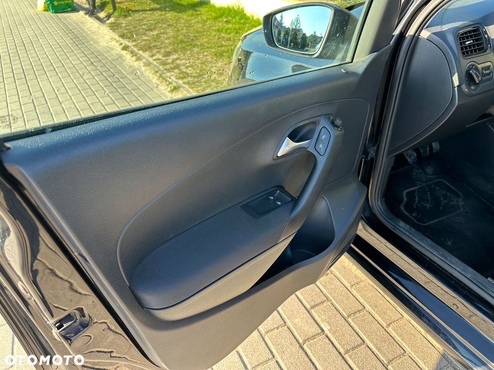 Volkswagen Polo - 16