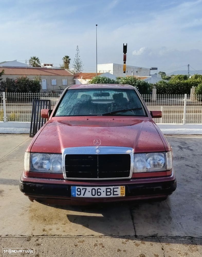 Mercedes-Benz W124 (1984-1997) 250 D Turbo - 9