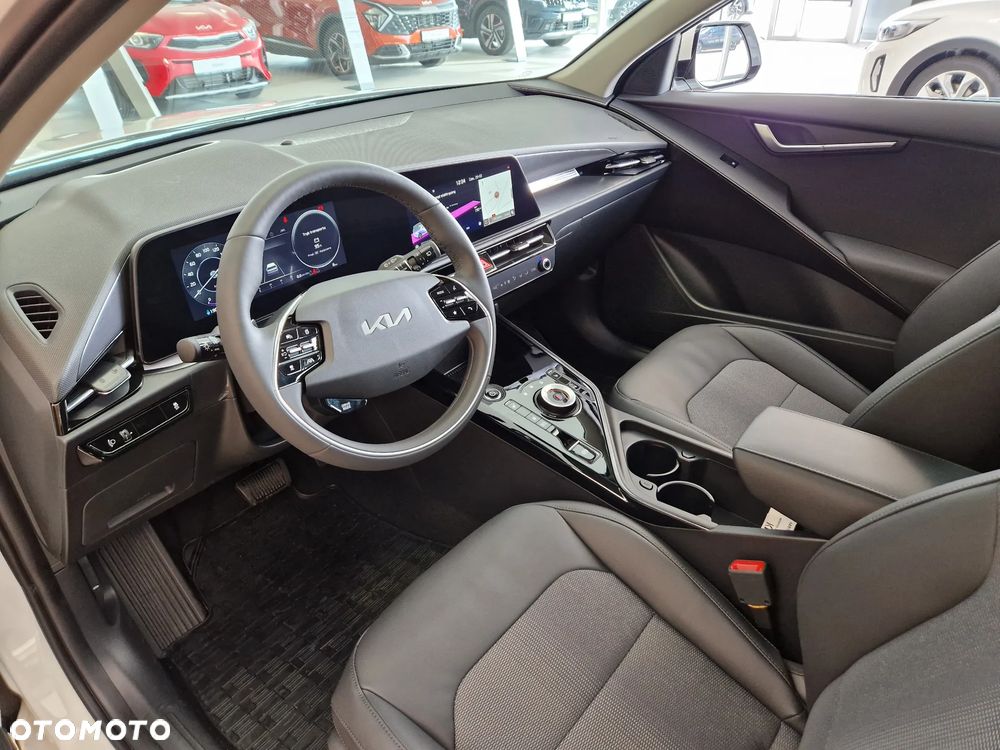 Kia Niro 64kWh L - 5