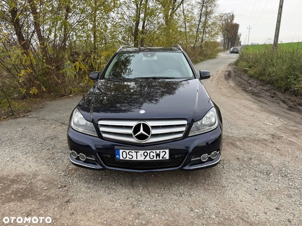 Mercedes-Benz Klasa C 200 CDI BlueEff Avantgarde - 4