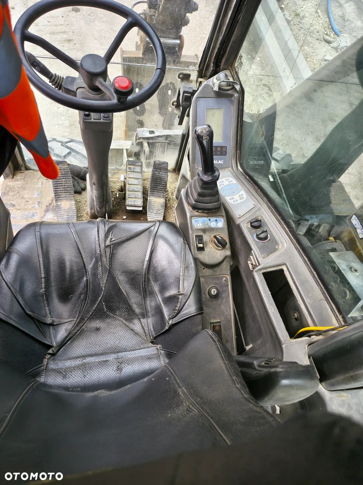 Mecalac 714 MW - 6
