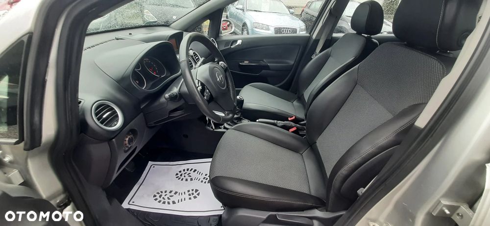 Opel Corsa - 40
