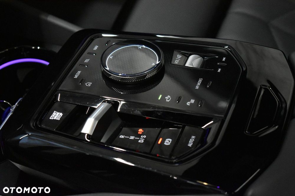 BMW Seria 5 520d xDrive mHEV M Sport - 22