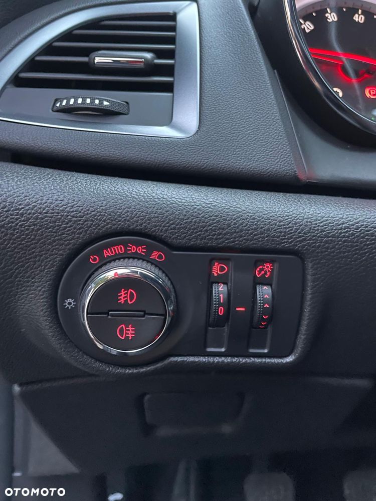 Opel Astra 1.4 Turbo Sport - 14