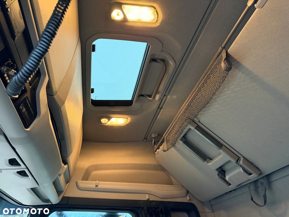 Scania R450 MEGA / NOWE OPONY / 2x LODÓWKA / ZBIORNIKI 1400 L / TACHOGRAF NOWEJ GENERACJI GEN2v2 / LOW DECK / LED / POLSKI SALON / 2019 ROK !! - 33