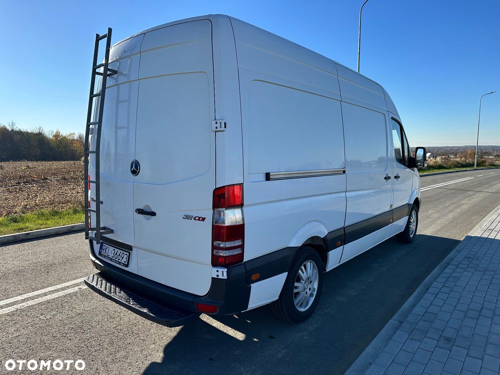 Mercedes-Benz Sprinter 311 - 3