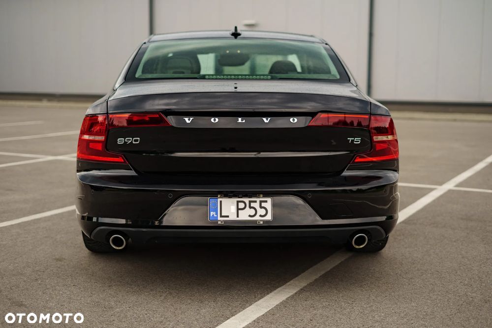 Volvo S90 T5 Momentum - 8