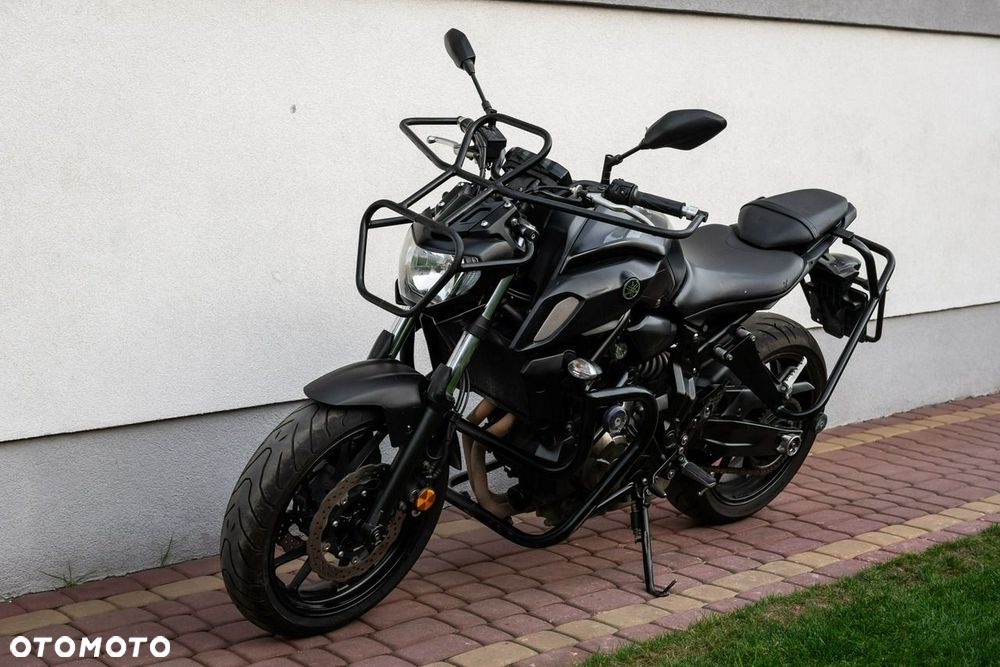 Yamaha MT - 7