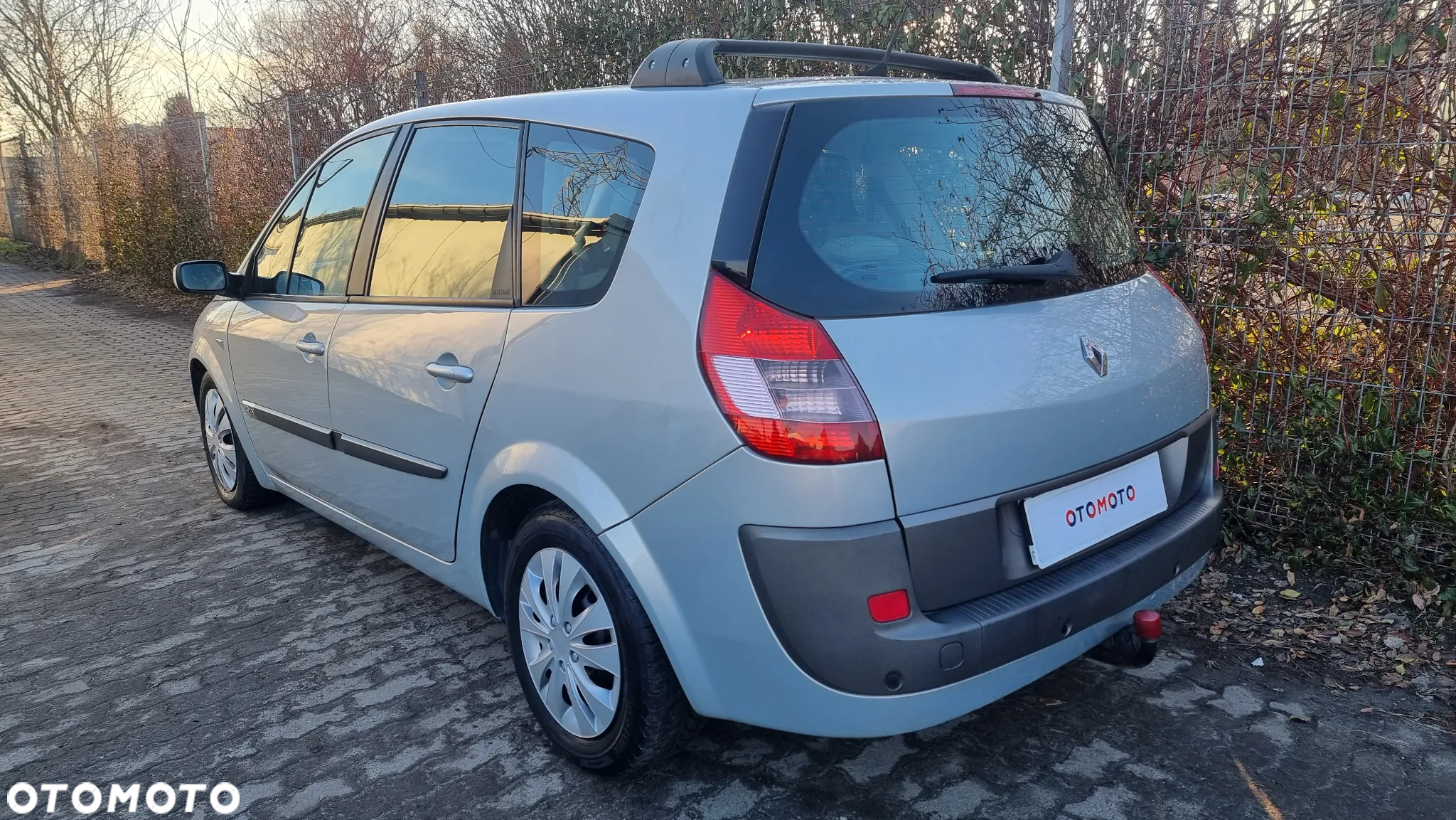 Renault Scenic - 24