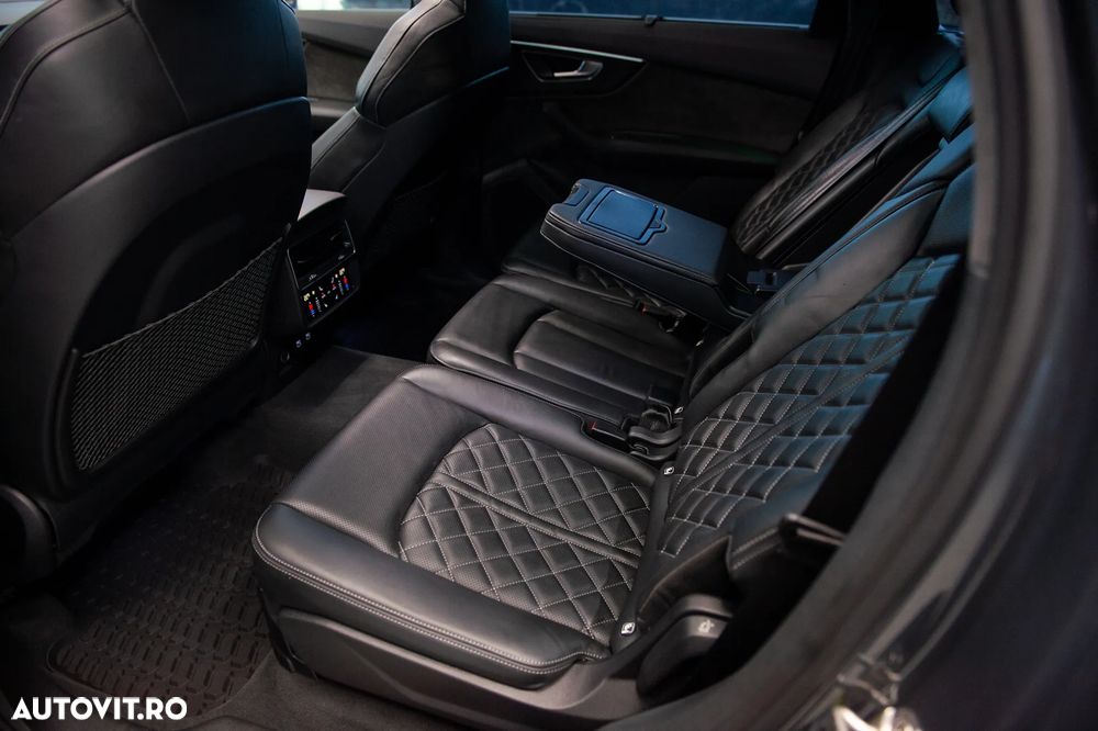 Audi SQ7 4.0 TDI quattro Tiptronic - 31