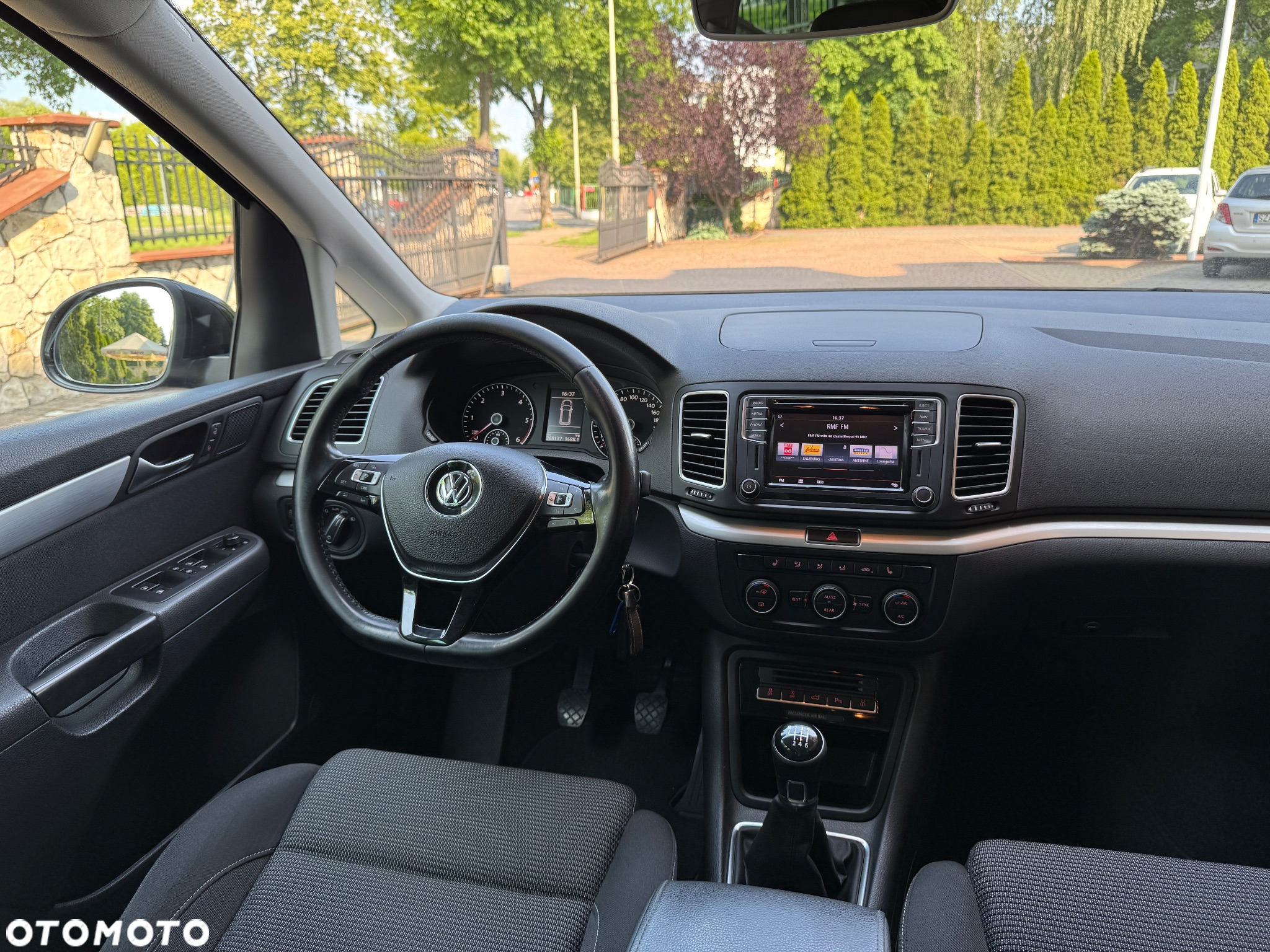 Volkswagen Sharan 2.0 TDI BMT Highline - 11